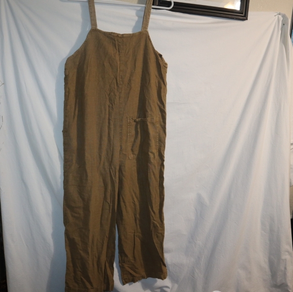 Universal Thread Tan Jumpsuit Overalls - Picture 7 of 11